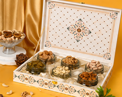 White Flower Giftbox,filled Almonds, Cashew, Pistachio, Walnuts