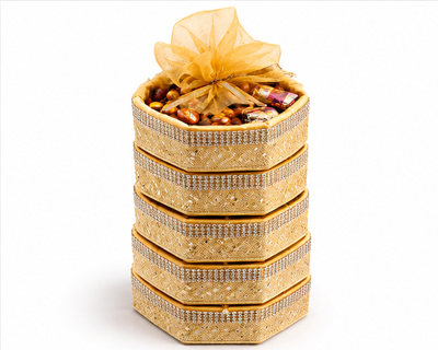 Shape Decorated Net Hamper Gift Basket Combo