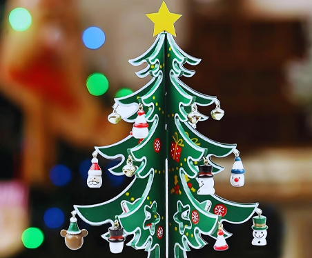 Wooden Christmas Tree Ornaments with Handing Figurines for Holiday Christmas Party Tabletop Decoration