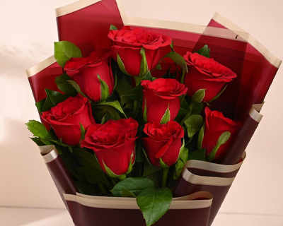 FlowerAura Premium Fresh Live Flower Bouquet of 8 Red Roses