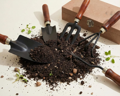 Garden Tool Combo Set (6 Pieces) | Wooden Handle Hand Tools with Rustic Black Blades