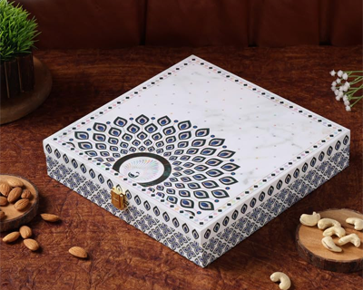 Riwaz Mor Pankh Gift Box Elegance with Gourmet Delights | 4 - Column filled with Almond, Cashew, Raisins and Khumani