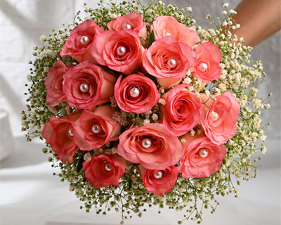 Premium Fresh Live Bridal Flower Bouquet of 12 Pink Pearls Roses